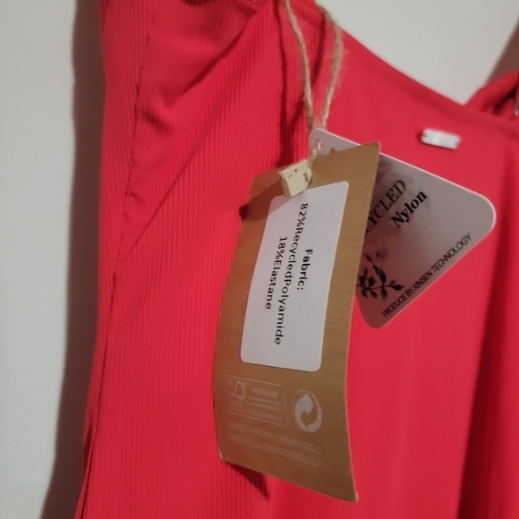 Berlook Red Cutout Tie One-Piece Swimsuit - Picture 5 of 7